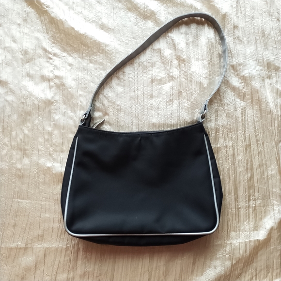 HURRY!! STORE CLOSING!!　Y2K Reebok Sport Hand Bag - Picture 2 of 4